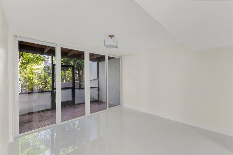 Image 16 of 38 For 657 Cypress Ln  26a