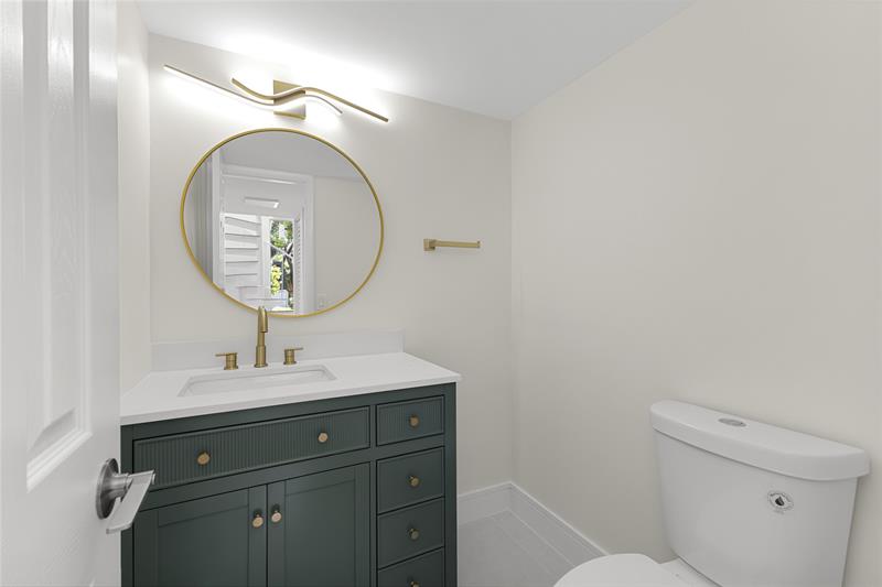 Image 17 of 38 For 657 Cypress Ln  26a