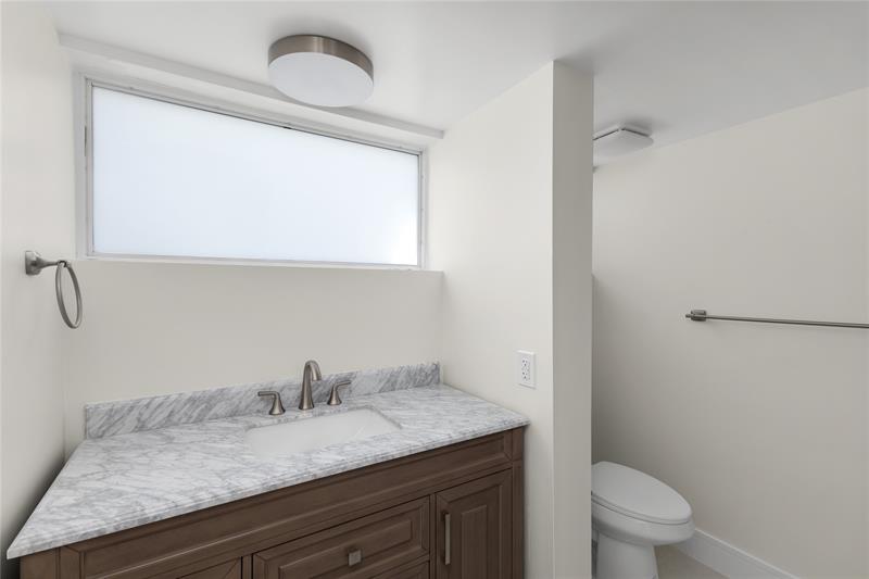 Image 29 of 38 For 657 Cypress Ln  26a