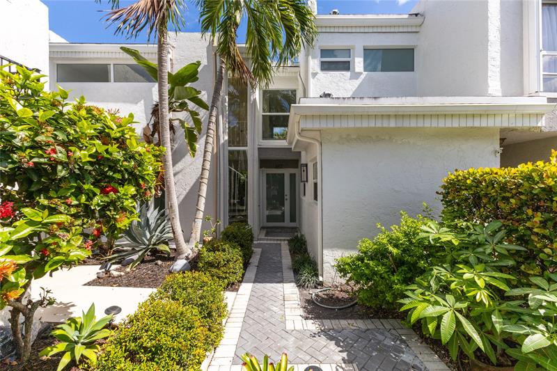 Image 34 of 38 For 657 Cypress Ln  26a