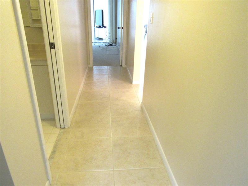 Image 26 of 51 For 3001 Portofino Isle G2