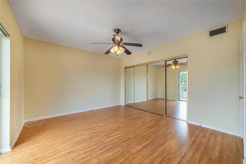 Image 23 of 26 For 2424 9th St  310