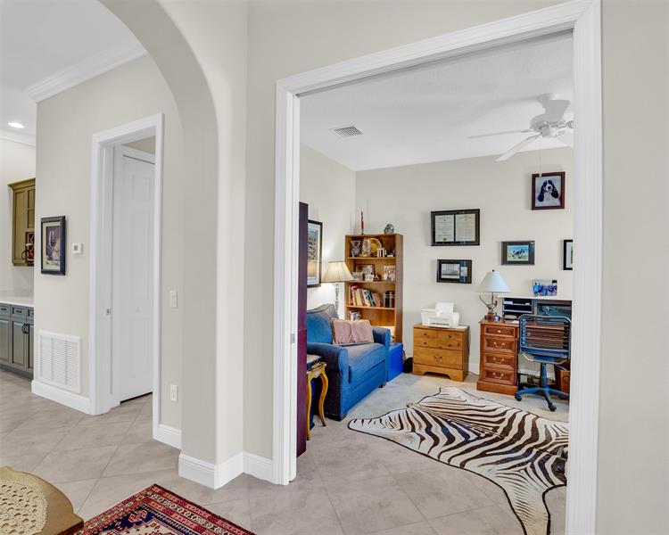 Image 31 of 50 For 1768 Belmont Cir Sw