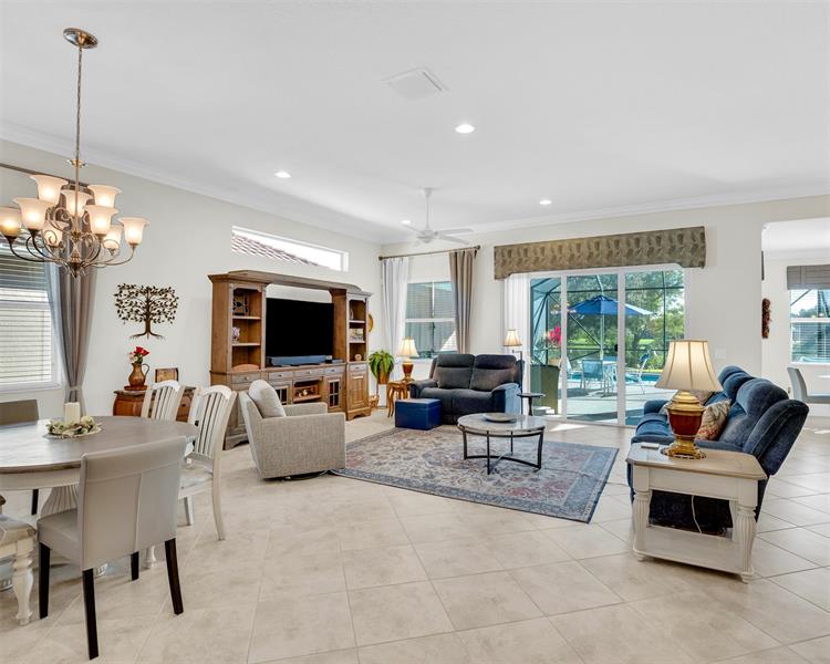 Image 6 of 50 For 1768 Belmont Cir Sw
