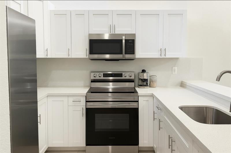 Image 5 of 9 For 9215 141st Pl  0