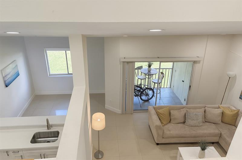 Image 6 of 9 For 9215 141st Pl  0