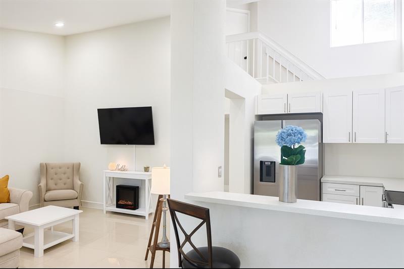 Image 7 of 9 For 9215 141st Pl  0