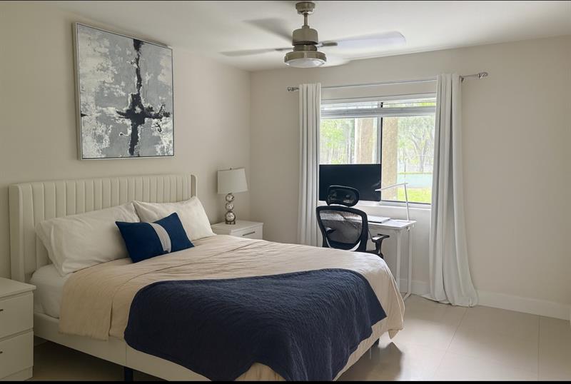 Image 8 of 9 For 9215 141st Pl  0