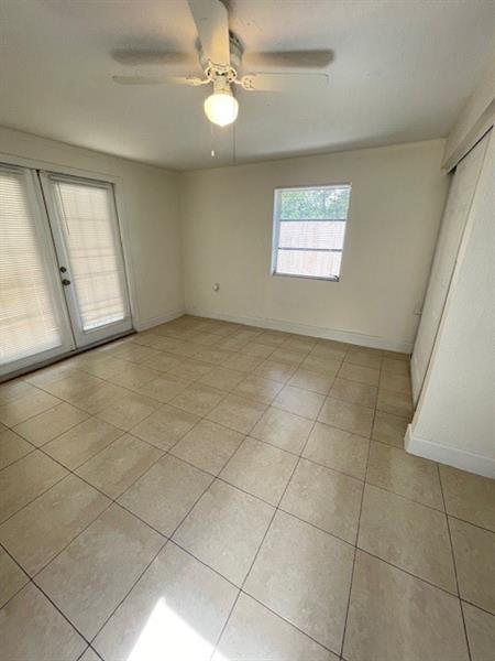 Image 21 of 33 For 3610 46th Ave