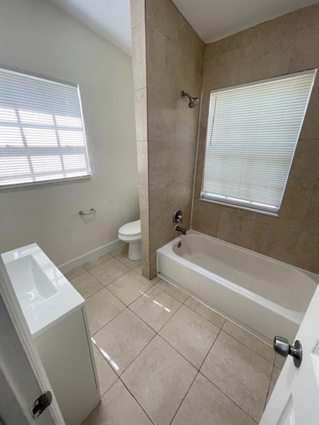 Image 26 of 33 For 3610 46th Ave