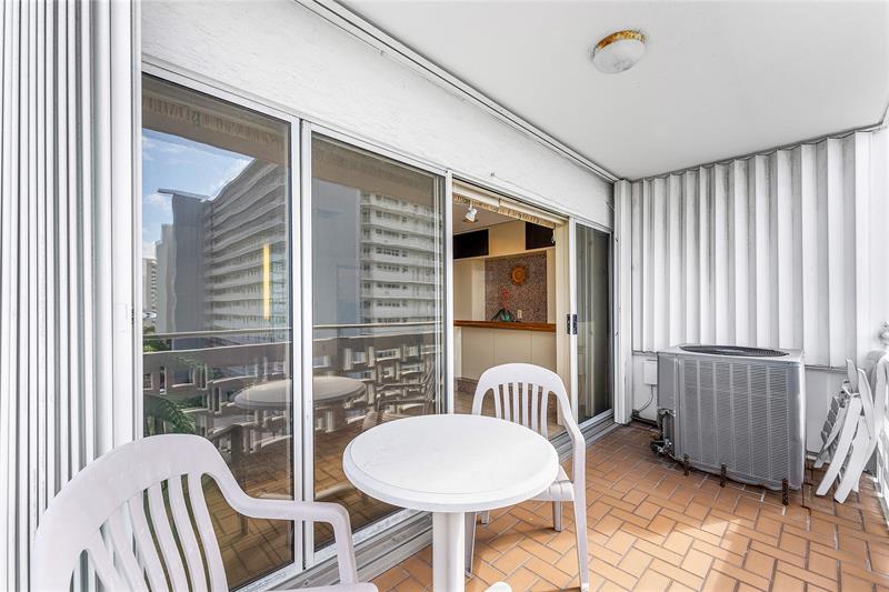 Image 41 of 65 For 1900 Ocean Dr  812