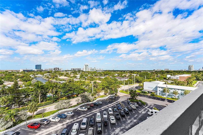 Image 46 of 65 For 1900 Ocean Dr  812