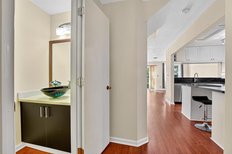 Image 11 of 42 For 2024 Discovery Cir  2024