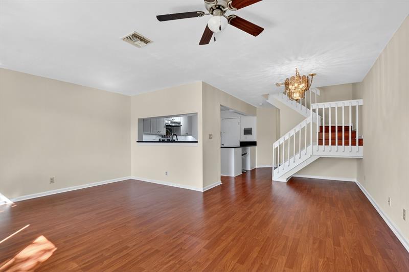 Image 14 of 42 For 2024 Discovery Cir  2024