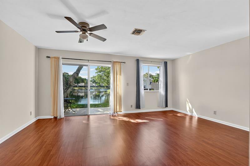 Image 16 of 42 For 2024 Discovery Cir  2024