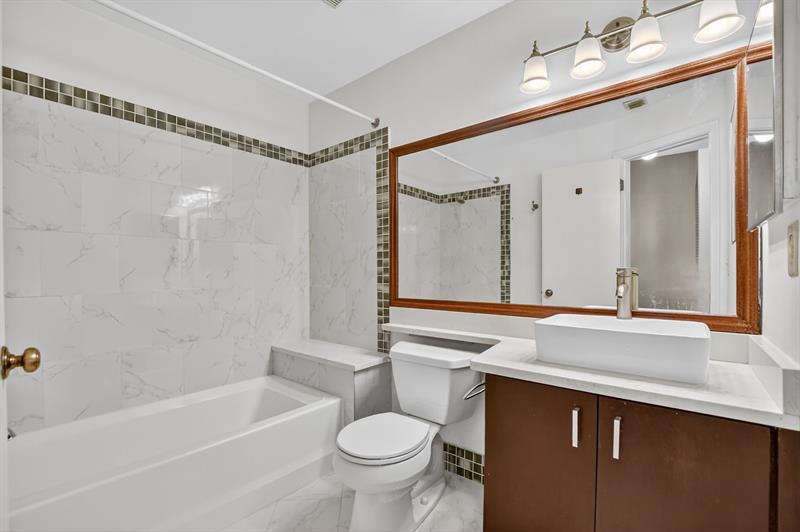 Image 30 of 42 For 2024 Discovery Cir  2024