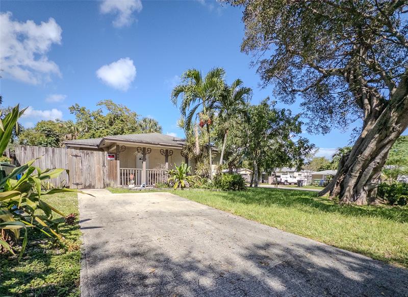 Image 18 of 24 For 1403 27th Ct