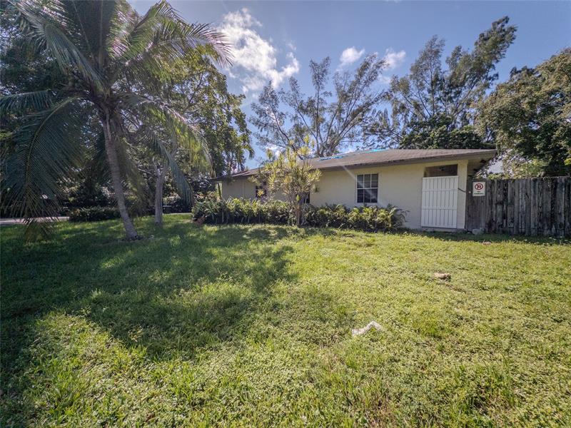 Image 20 of 24 For 1403 27th Ct