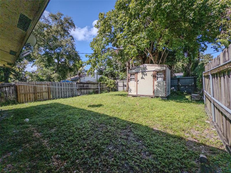 Image 4 of 24 For 1403 27th Ct
