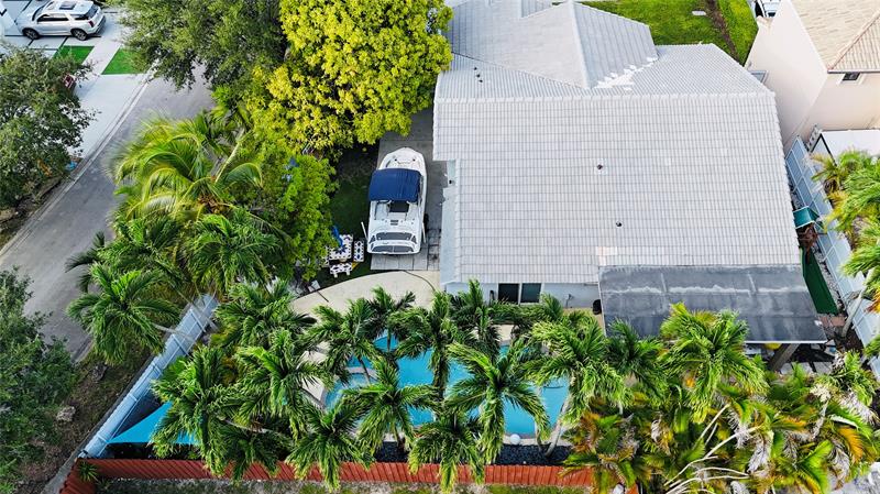 Image 4 of 26 For 15788 77th St