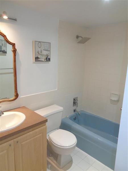 Image 10 of 18 For 4200 Crystal Lake Dr  313