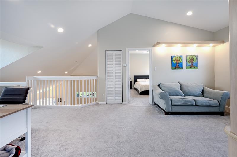 Image 19 of 35 For 10874 61st Ct