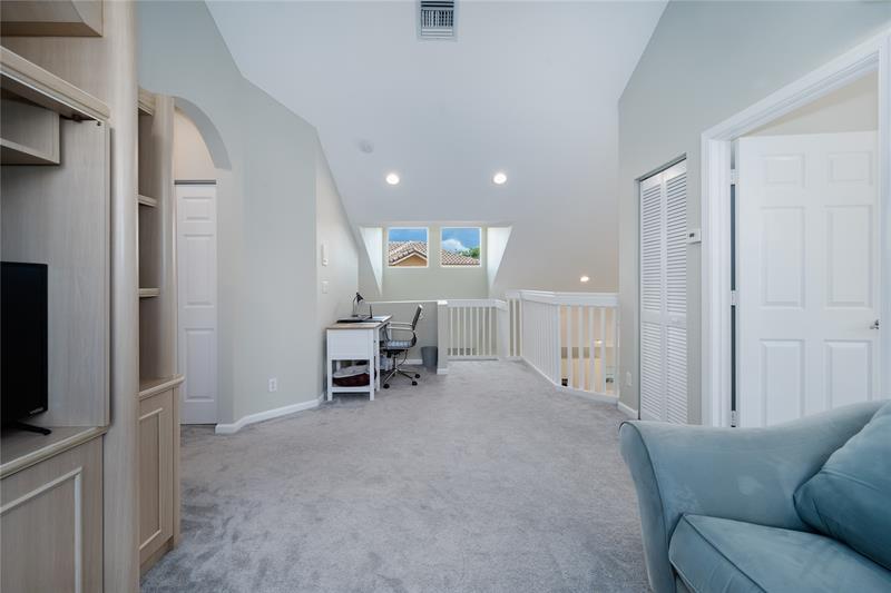 Image 21 of 35 For 10874 61st Ct