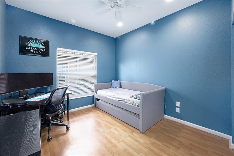 Image 22 of 35 For 10874 61st Ct