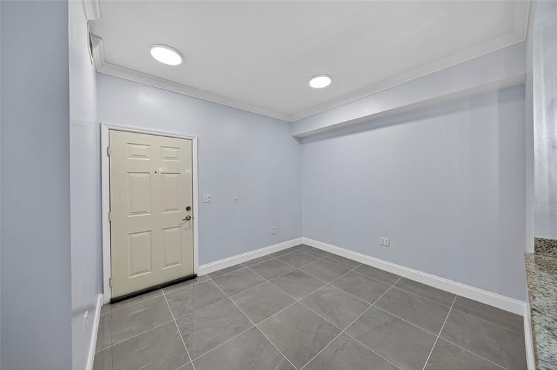 Image 10 of 67 For 533 3rd Ave  221