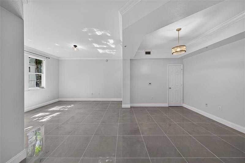 Image 13 of 67 For 533 3rd Ave  221