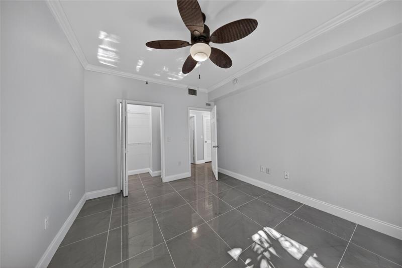 Image 18 of 67 For 533 3rd Ave  221