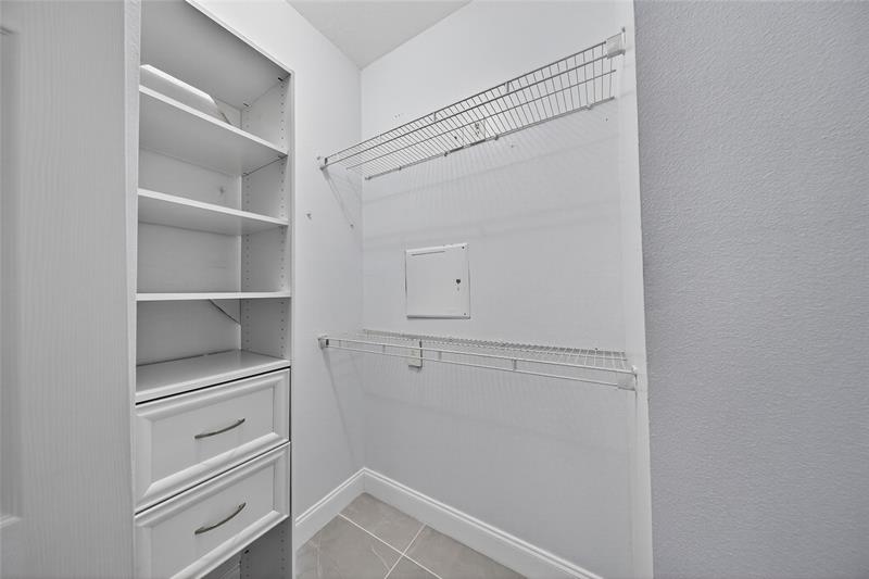 Image 19 of 67 For 533 3rd Ave  221