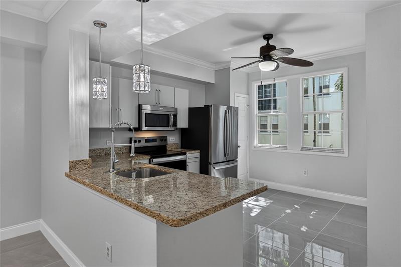 Image 22 of 67 For 533 3rd Ave  221