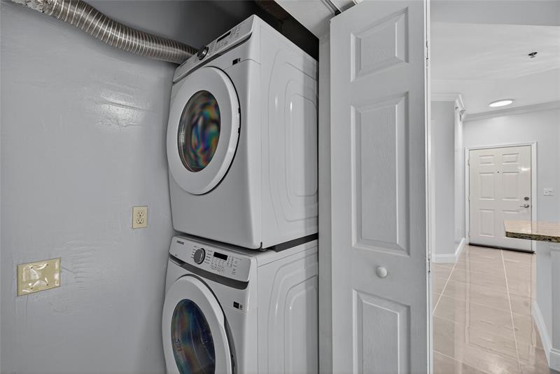 Image 25 of 67 For 533 3rd Ave  221