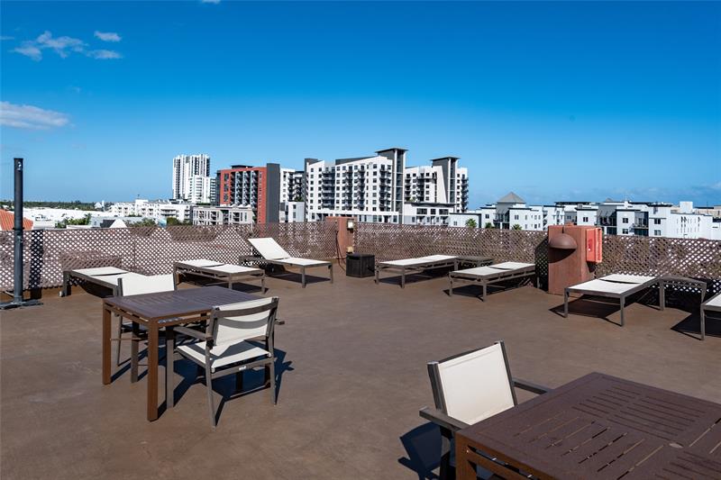 Image 36 of 67 For 533 3rd Ave  221