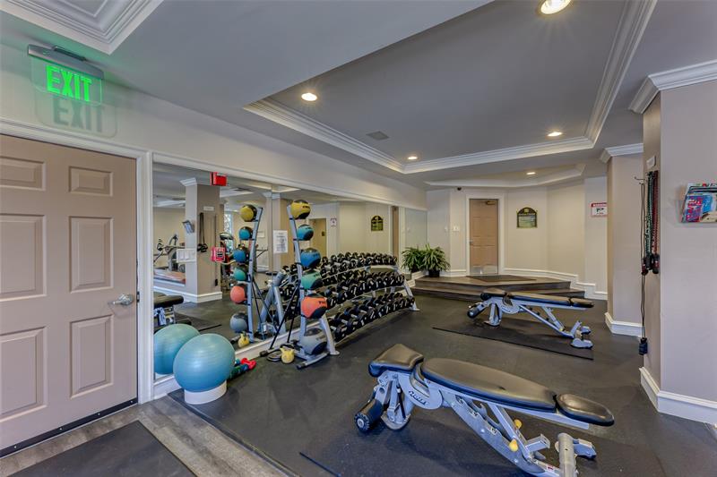 Image 65 of 67 For 533 3rd Ave  221