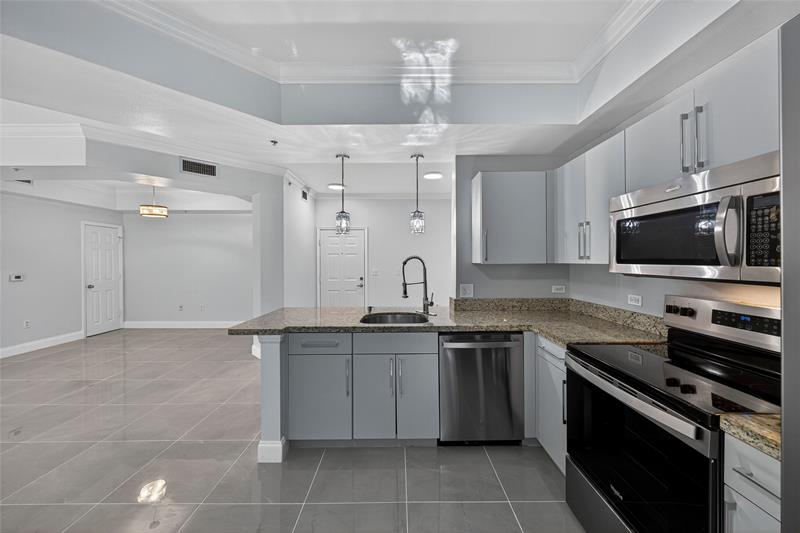 Image 8 of 67 For 533 3rd Ave  221