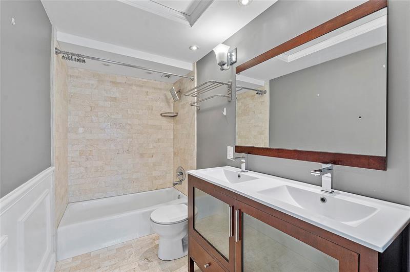 Image 19 of 24 For 133 Pompano Beach Blvd  Ph-6