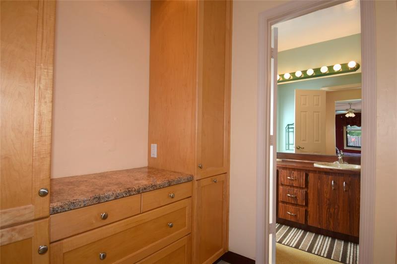 Image 16 of 60 For 4148 19th Ter