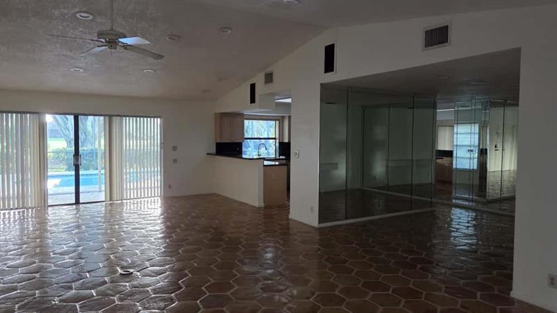 Image 6 of 29 For 20167 Back Nine Dr