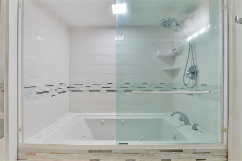 Image 13 of 25 For 119 19th Ct  114g