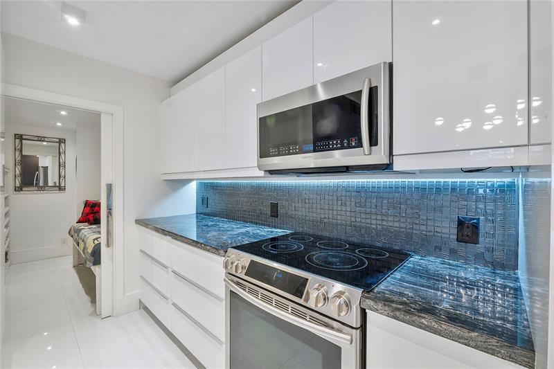 Image 16 of 25 For 119 19th Ct  114g