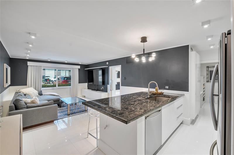 Image 17 of 25 For 119 19th Ct  114g