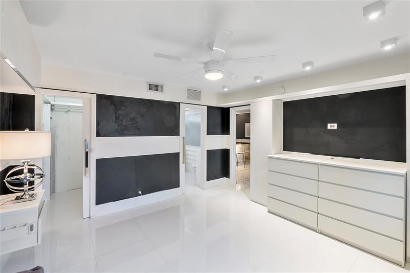 Image 8 of 25 For 119 19th Ct  114g