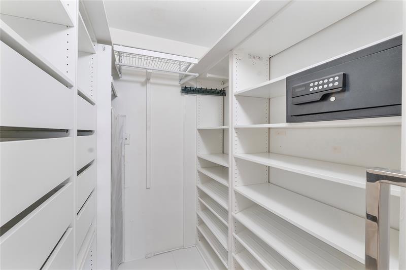 Image 9 of 25 For 119 19th Ct  114g