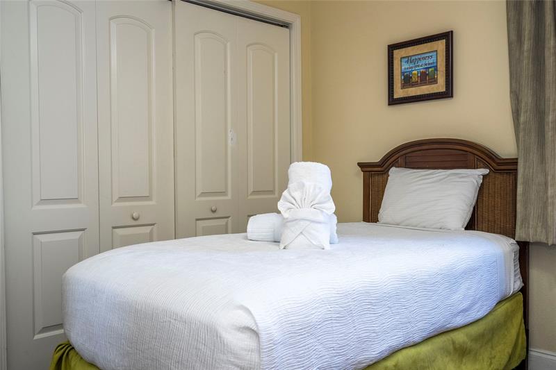 Image 62 of 92 For 13415 Blue Heron Beach Dr  1401