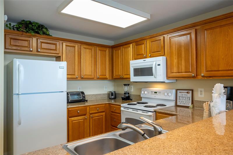 Image 73 of 92 For 13415 Blue Heron Beach Dr  1401