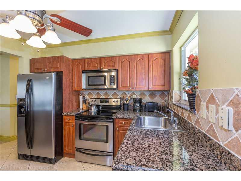 Image 11 of 22 For 160 12th St  