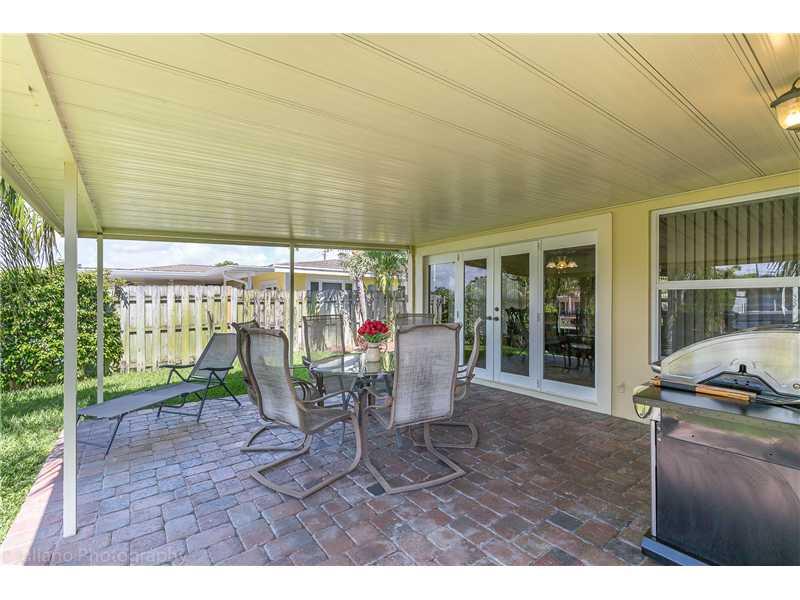 Image 20 of 22 For 160 12th St  