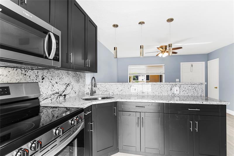 Image 8 of 18 For 4751 21st Ter  3